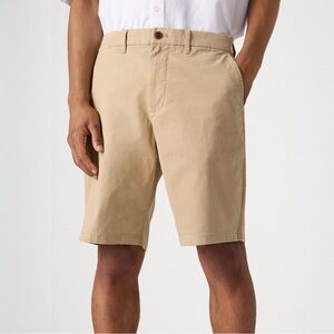 GAP Men’s Shorts 12” Flat Front Chino Shorts Stretch Casual Khaki Tan 31